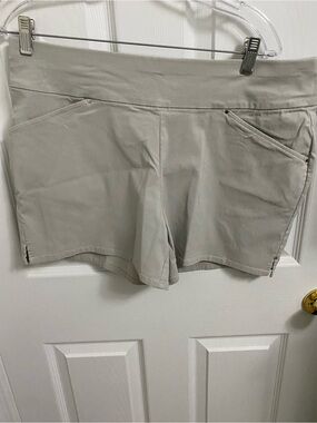 Shorts size 14 INC International Concepts Light Taupe High Waist Stretch Shorts